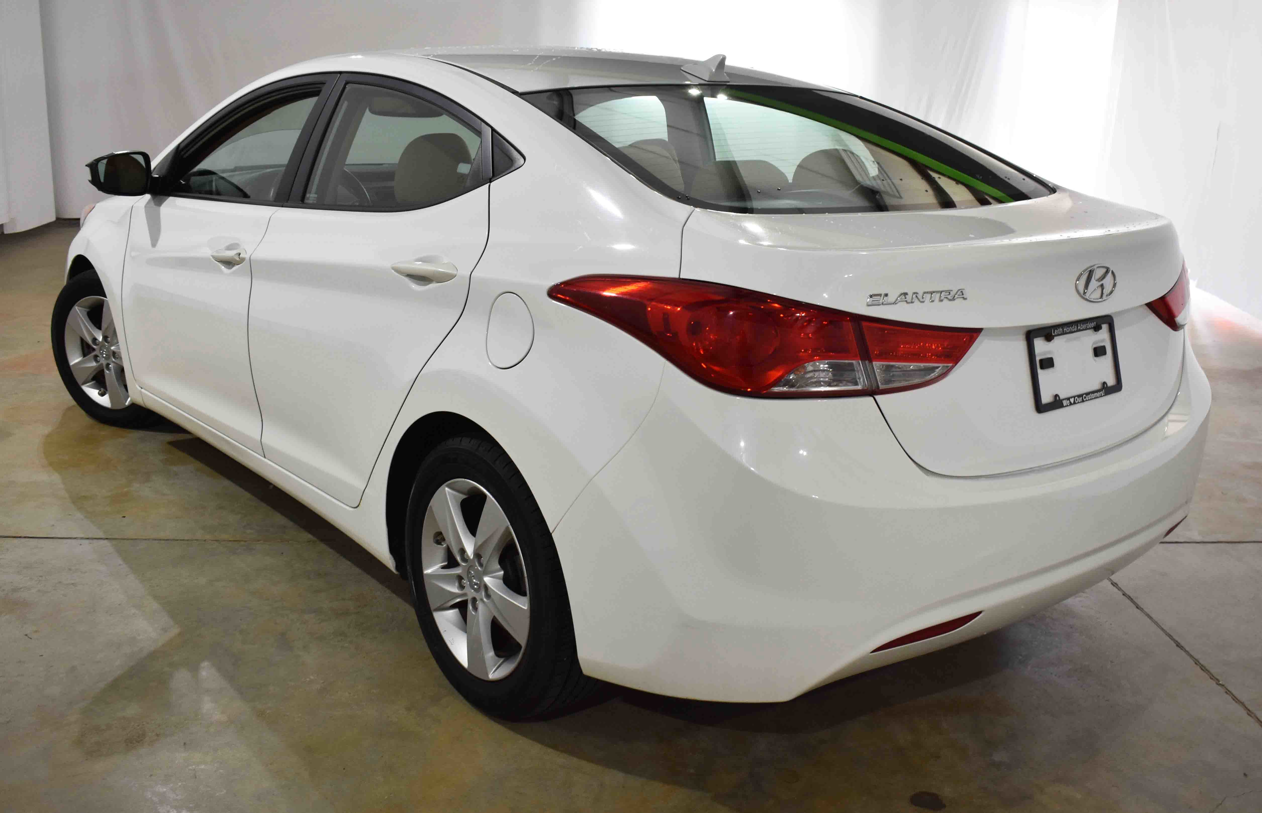Used 2013 Hyundai Elantra GLS image 7