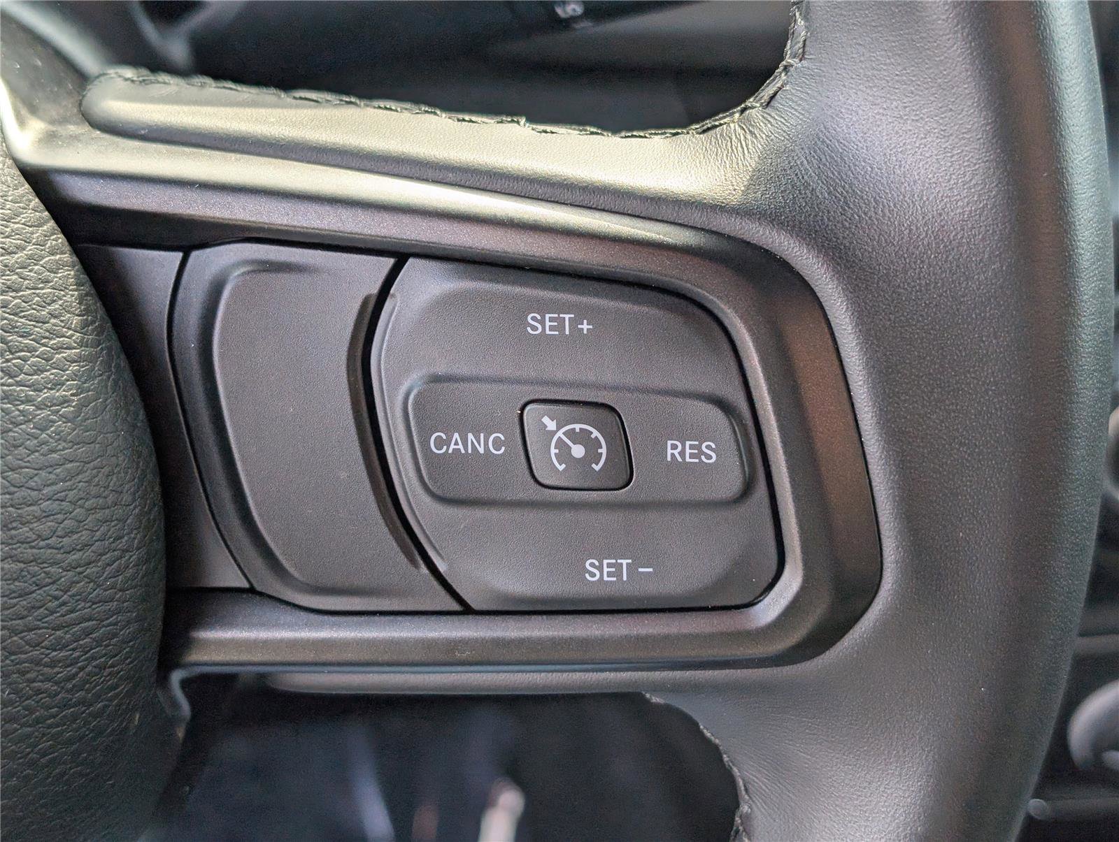 Used 2022 Jeep Wrangler Sport S image 20