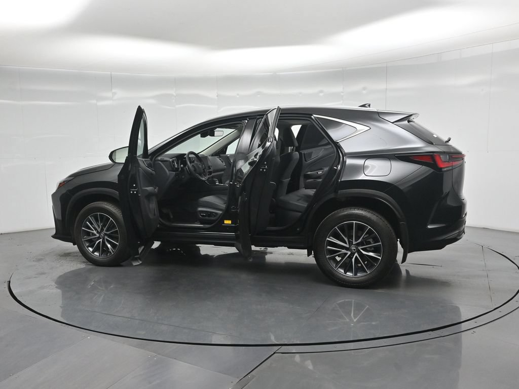 Used 2025 Lexus NX 350h AWD w/ Cold Area Package image 33