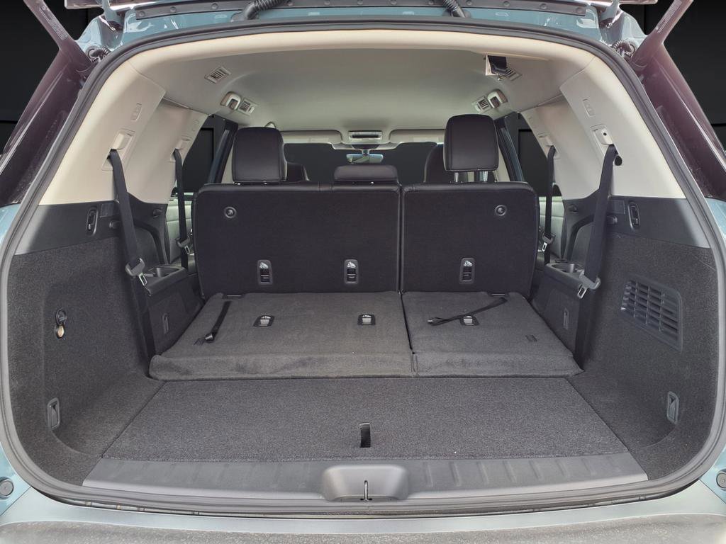 New 2026 Nissan Pathfinder SL AWD/4WD image 12
