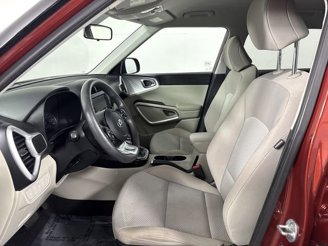 Used 2020 Kia Soul LX FWD image 4