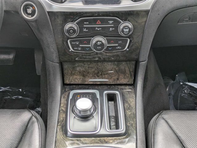 Used 2019 Chrysler 300 Limited w/ Safetytec Plus Group AWD/4WD image 18