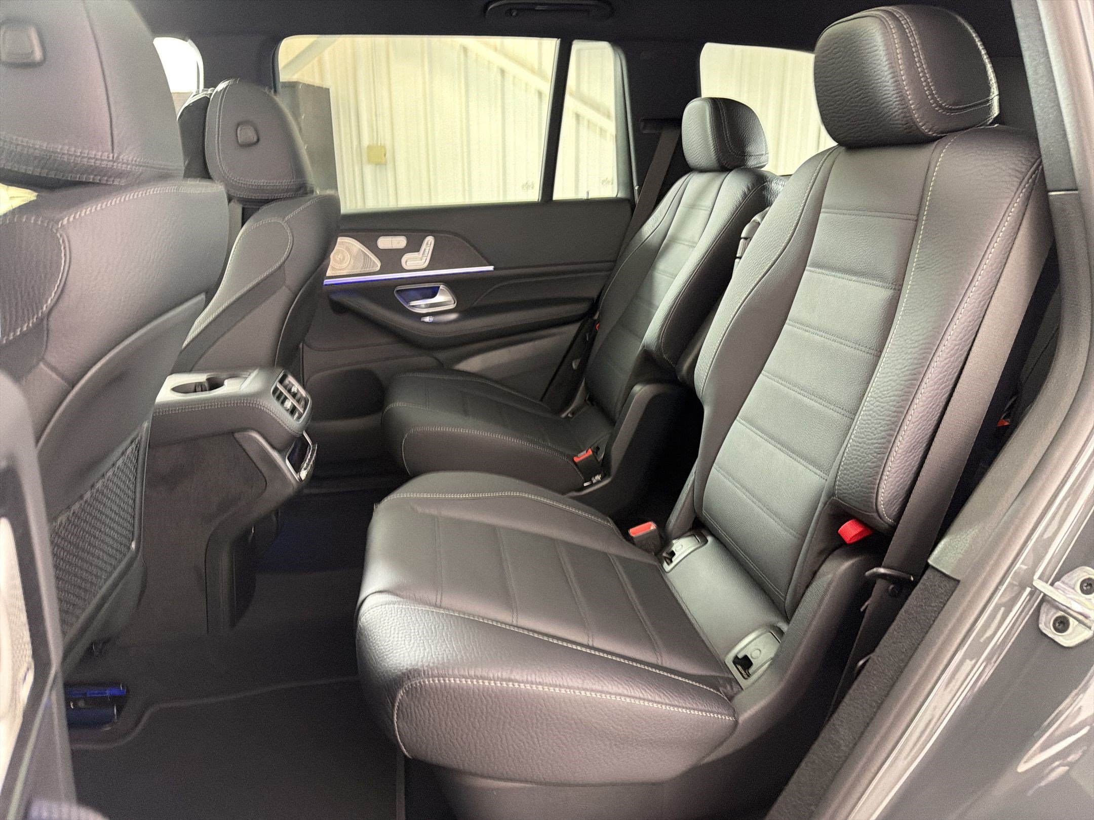 New 2026 Mercedes-Benz GLS 450 4MATIC image 15