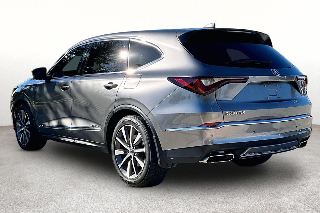 Certified 2025 Acura MDX w/ Technology Package FWD image 14