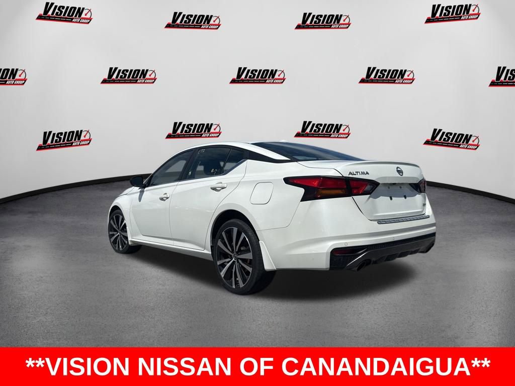 Used 2022 Nissan Altima 2.5 SR AWD/4WD image 7
