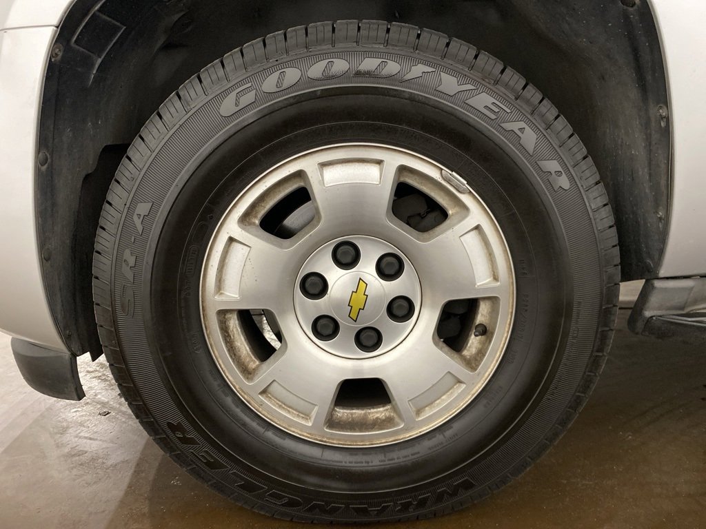 Used 2012 Chevrolet Tahoe LT w/ Luxury Package image 19