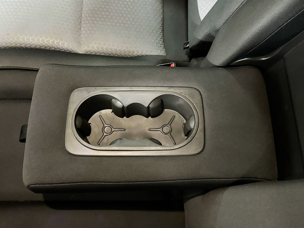 Used 2019 Ford Escape SE image 25