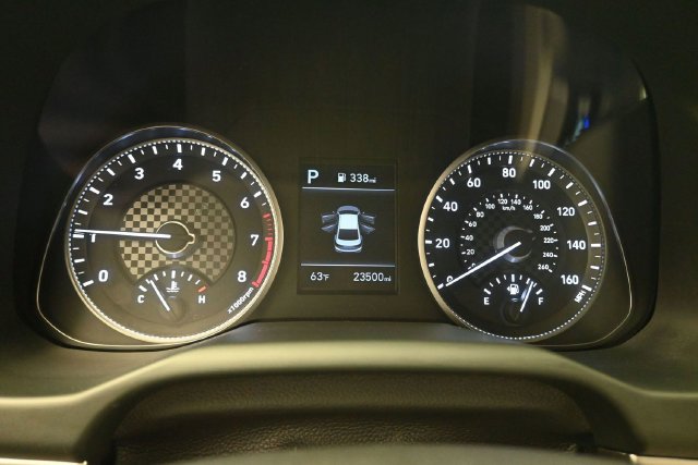 Used 2020 Hyundai Elantra SE FWD image 13