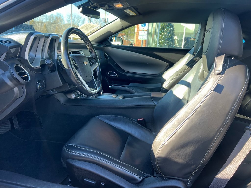 Used 2015 Chevrolet Camaro SS w/ RS Package image 12
