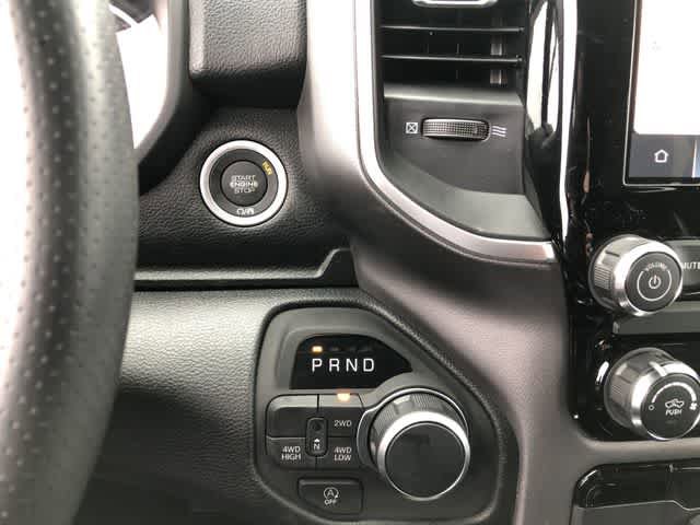 New 2026 RAM 1500 Express AWD/4WD image 19