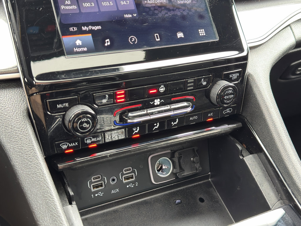 Used 2023 Jeep Grand Cherokee Altitude image 21