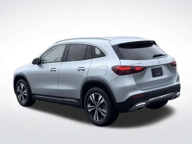Used 2025 Mercedes-Benz GLA 250 4MATIC image 8
