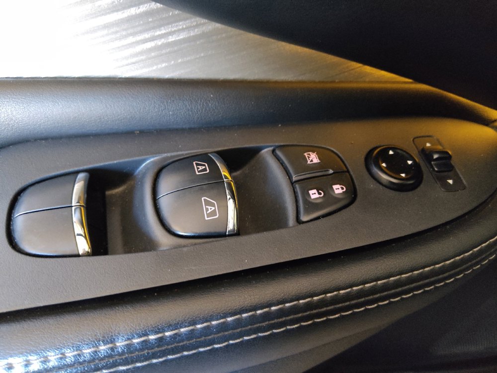 Used 2017 Nissan Murano Platinum w/ Platinum Technology Package FWD image 27
