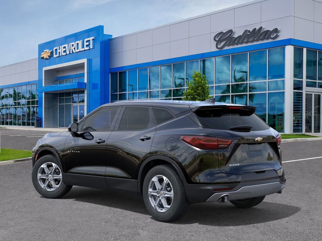 New 2026 Chevrolet Blazer LT image 4