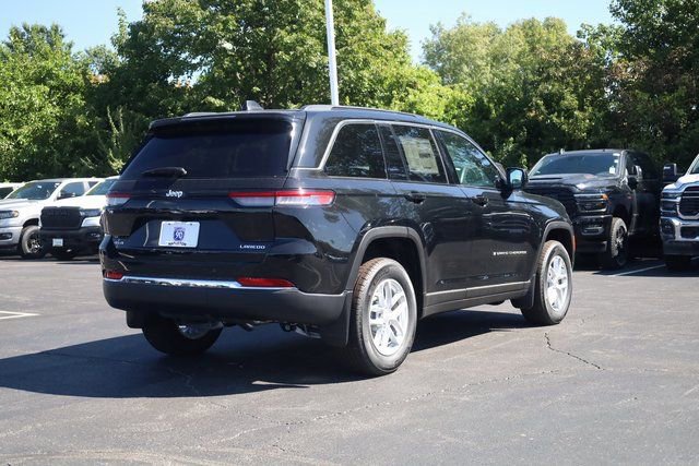 New 2025 Jeep Grand Cherokee Laredo w/ Luxury Tech Group I image 5