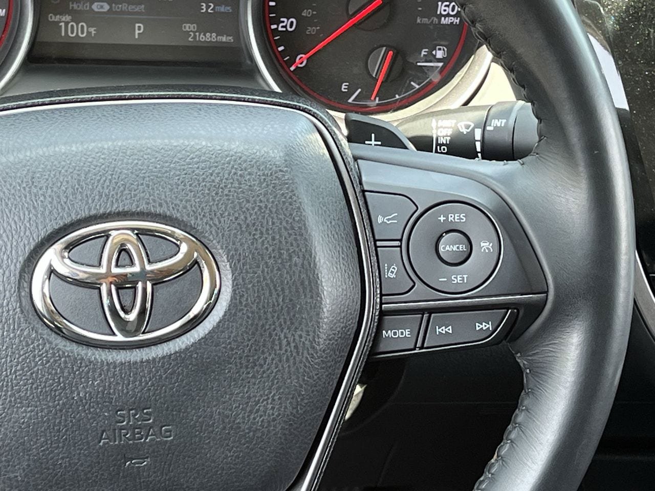 Used 2023 Toyota Camry XSE FWD image 14