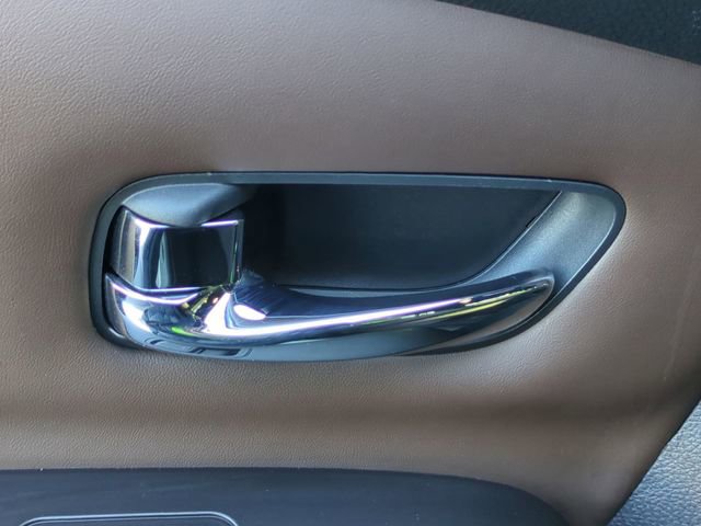 Used 2021 Nissan Titan Platinum Reserve w/ Moonroof Package image 34