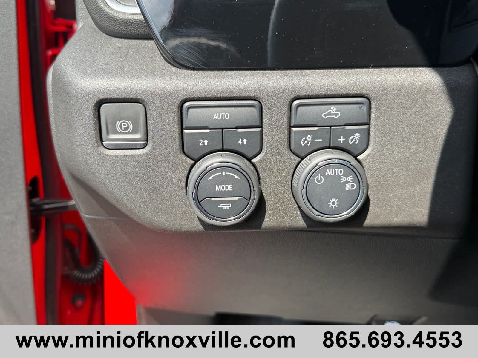 Used 2023 Chevrolet Silverado 1500 LT w/ Protection Package AWD/4WD image 28
