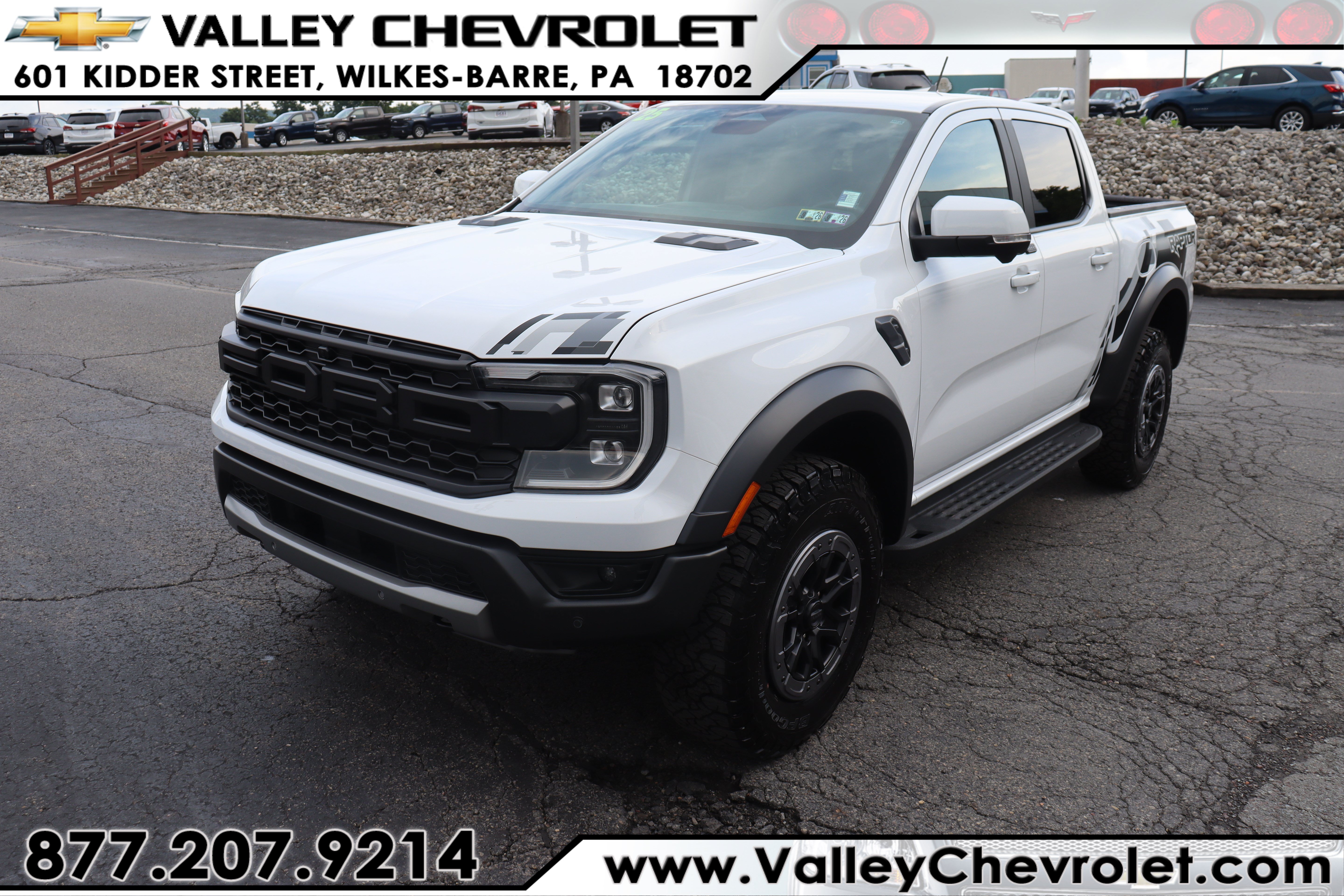 Used 2025 Ford Ranger Raptor AWD/4WD image 1