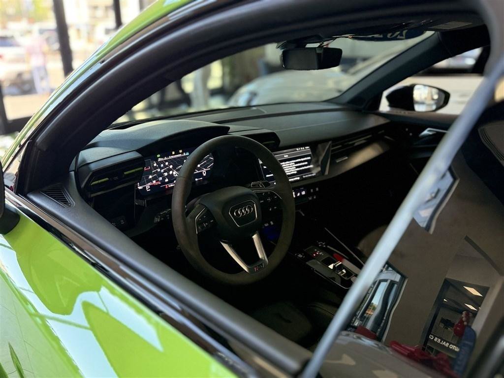 Used 2022 Audi RS 3 AWD/4WD image 18