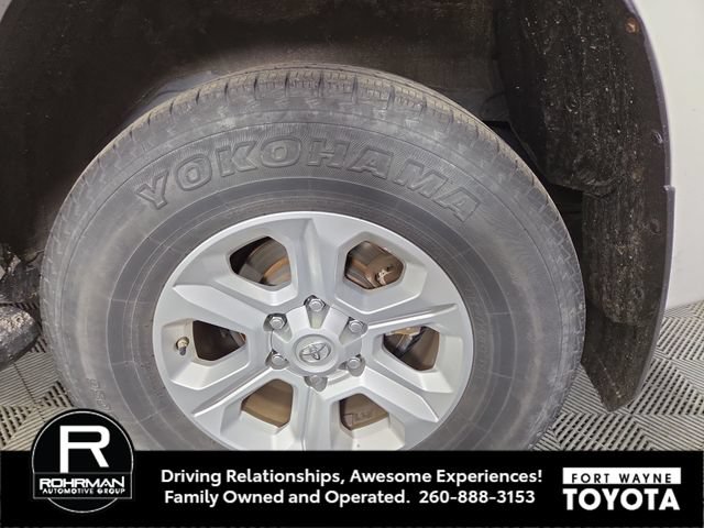 Used 2019 Toyota 4Runner SR5 Premium AWD/4WD image 12