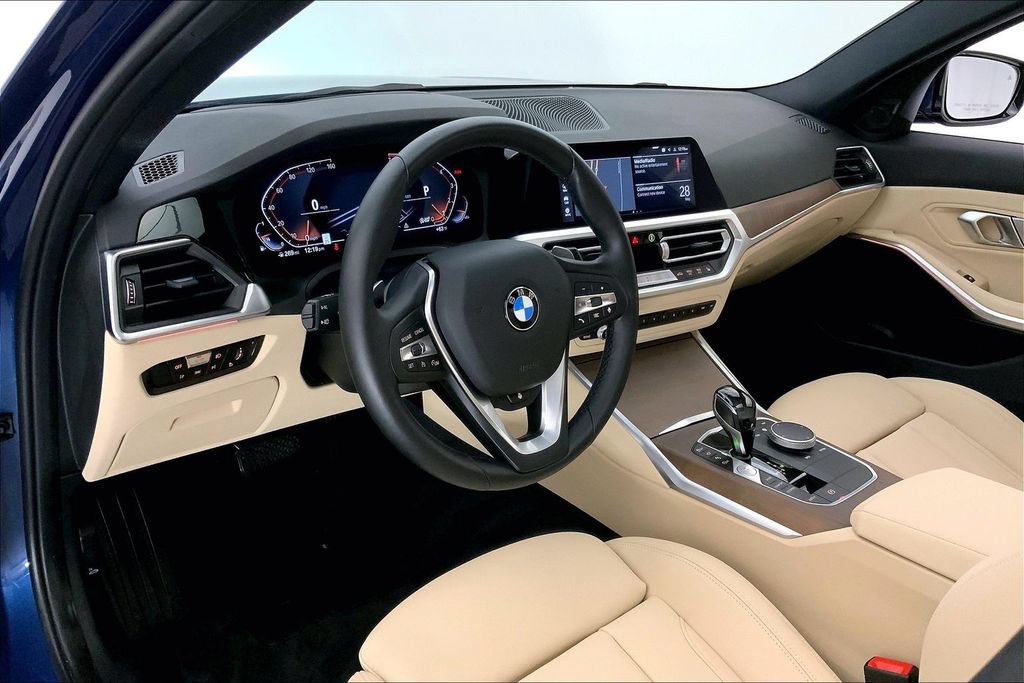 Used 2021 BMW 330i xDrive Sedan w/ Premium Package AWD/4WD image 21