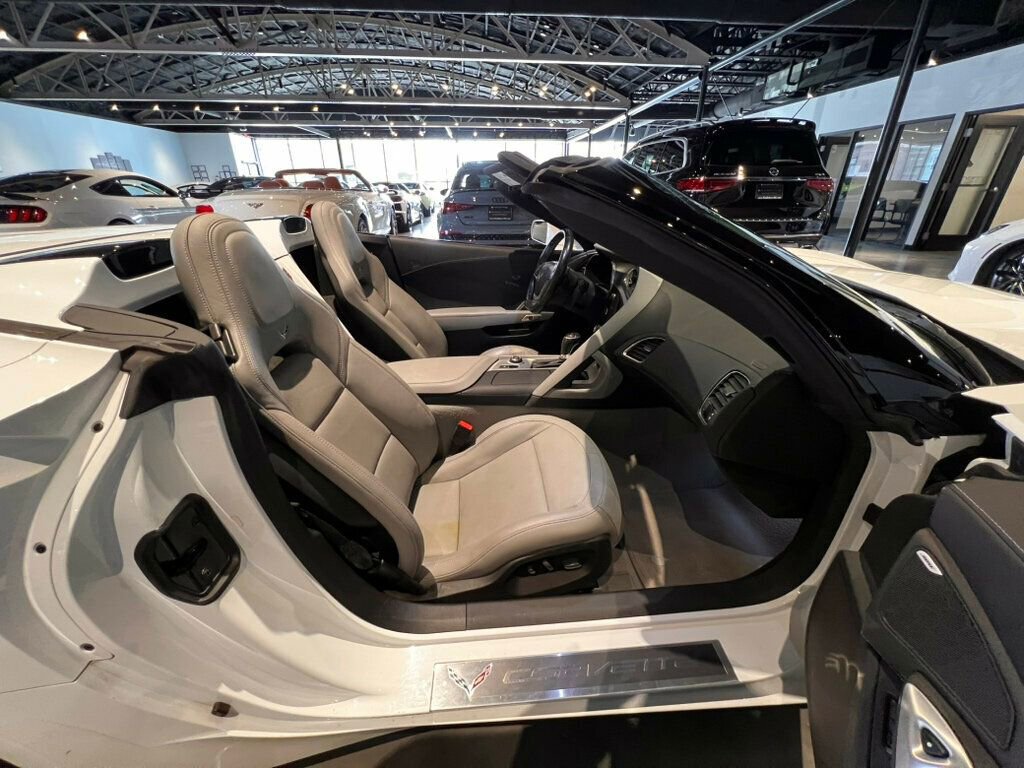 Used 2019 Chevrolet Corvette 2LT/Convertible/Htd&Ventilated w/ 2LT Preferred Equipment Group image 12