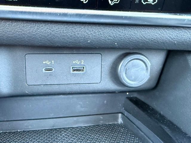 Certified 2023 Nissan Rogue SV image 35