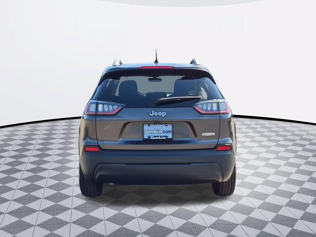 Used 2019 Jeep Cherokee Latitude Plus FWD image 5