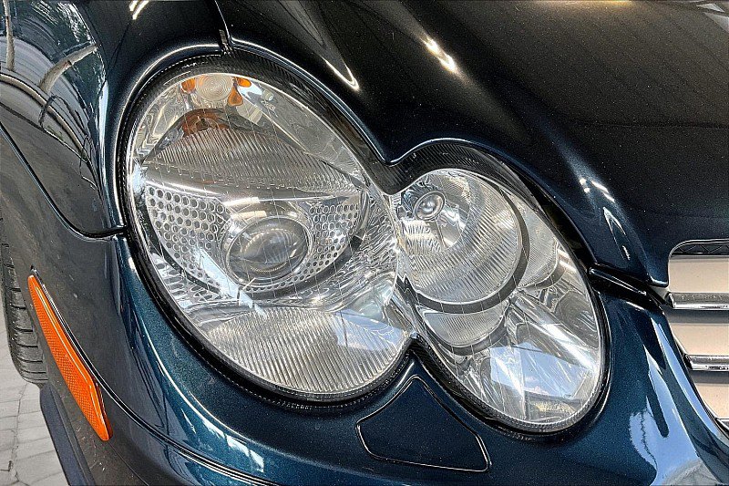 Used 2007 Mercedes-Benz SL 550 w/ AMG Sport Pkg image 23