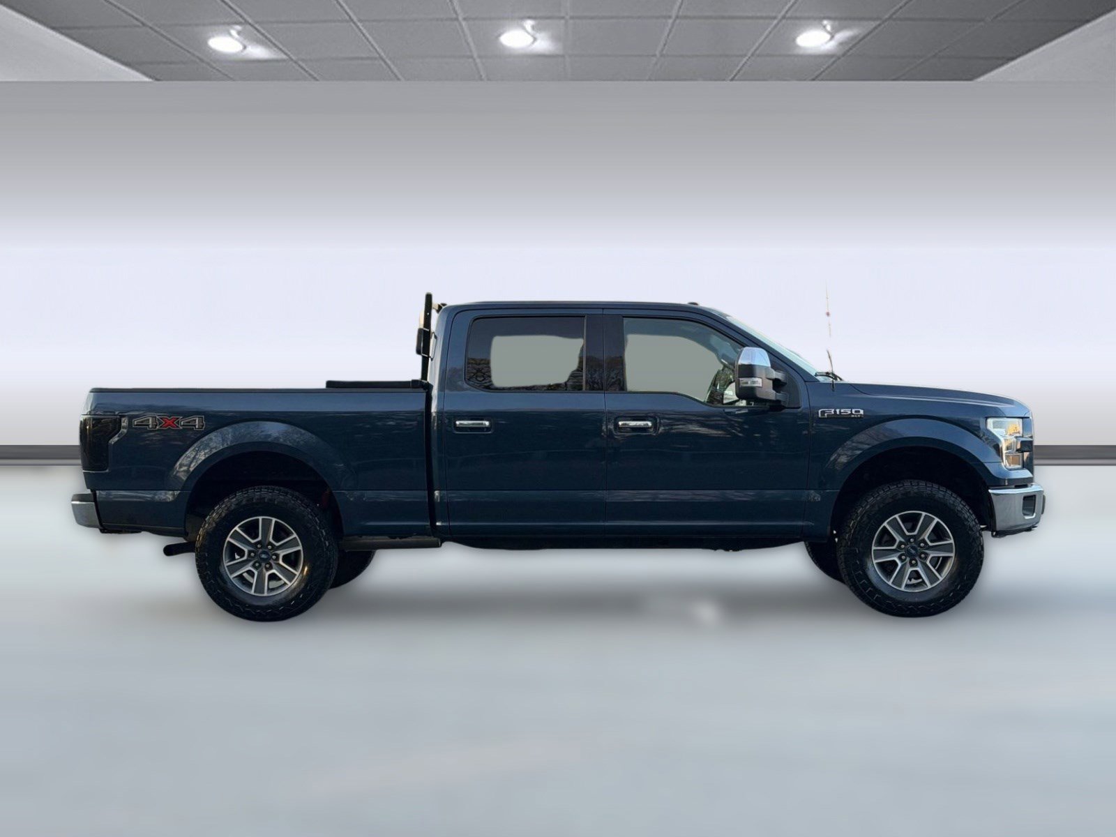 Used 2016 Ford F150 XLT w/ Equipment Group 301A Mid image 7