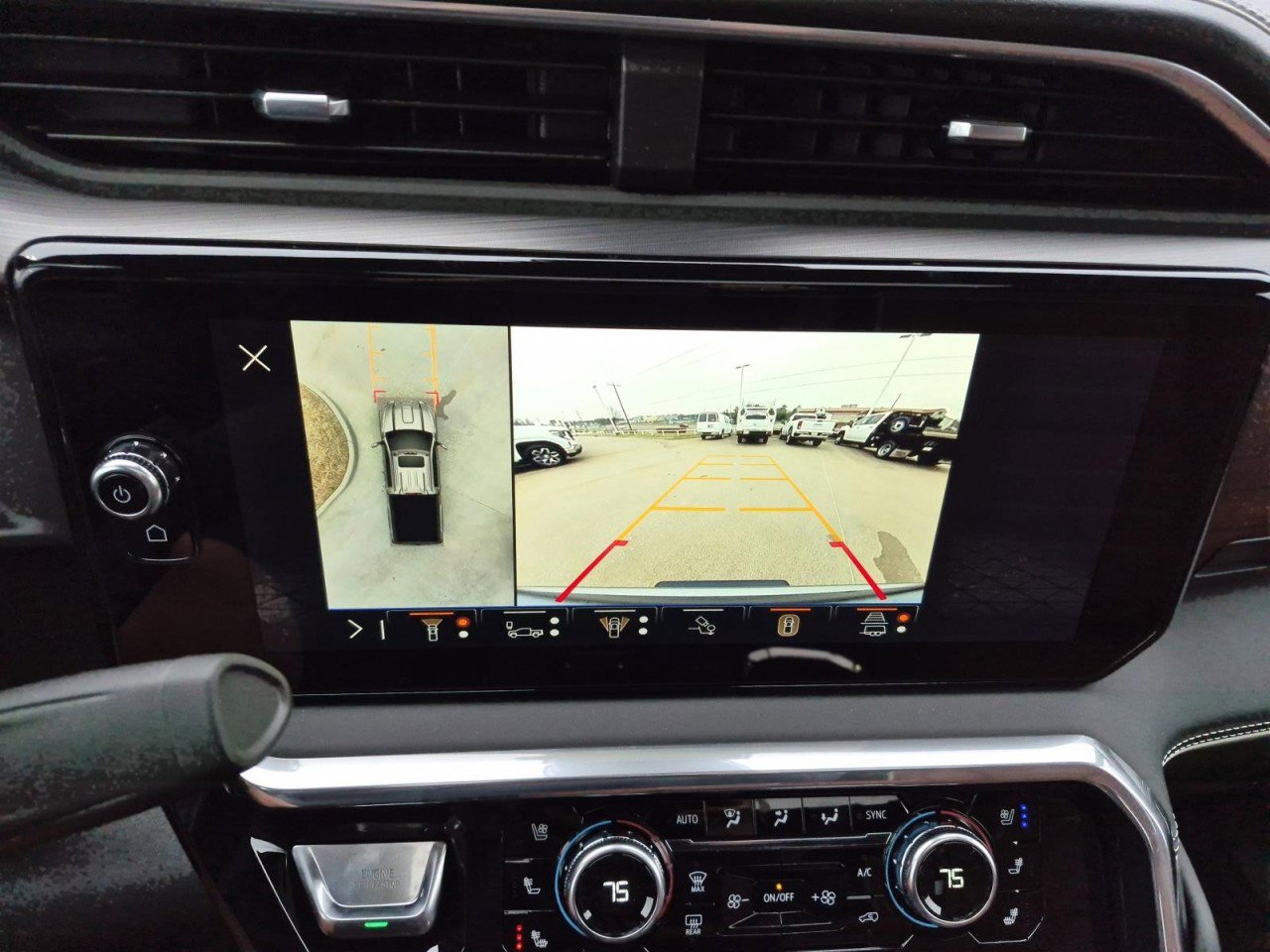 New 2026 GMC Sierra 2500 Denali Ultimate w/ Max Trailering Package image 23