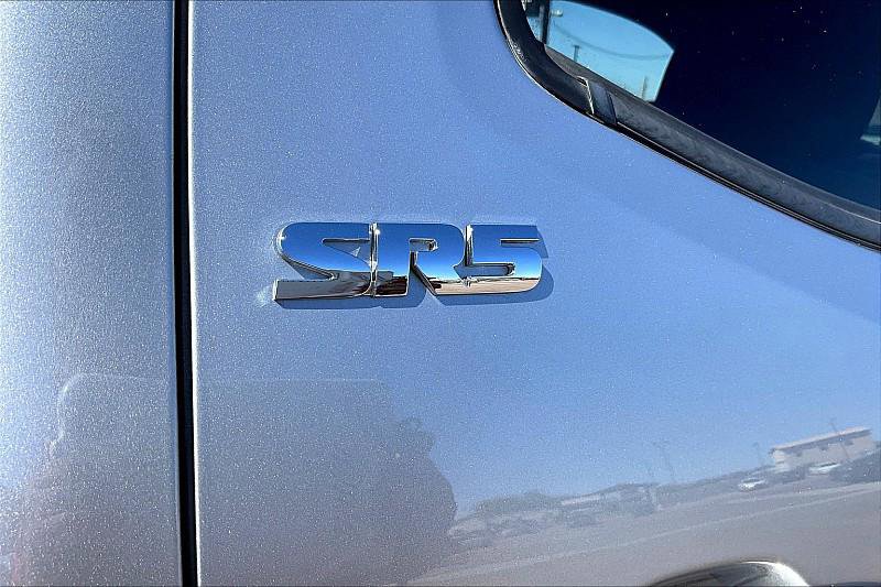 Used 2021 Toyota Tacoma SR5 image 8