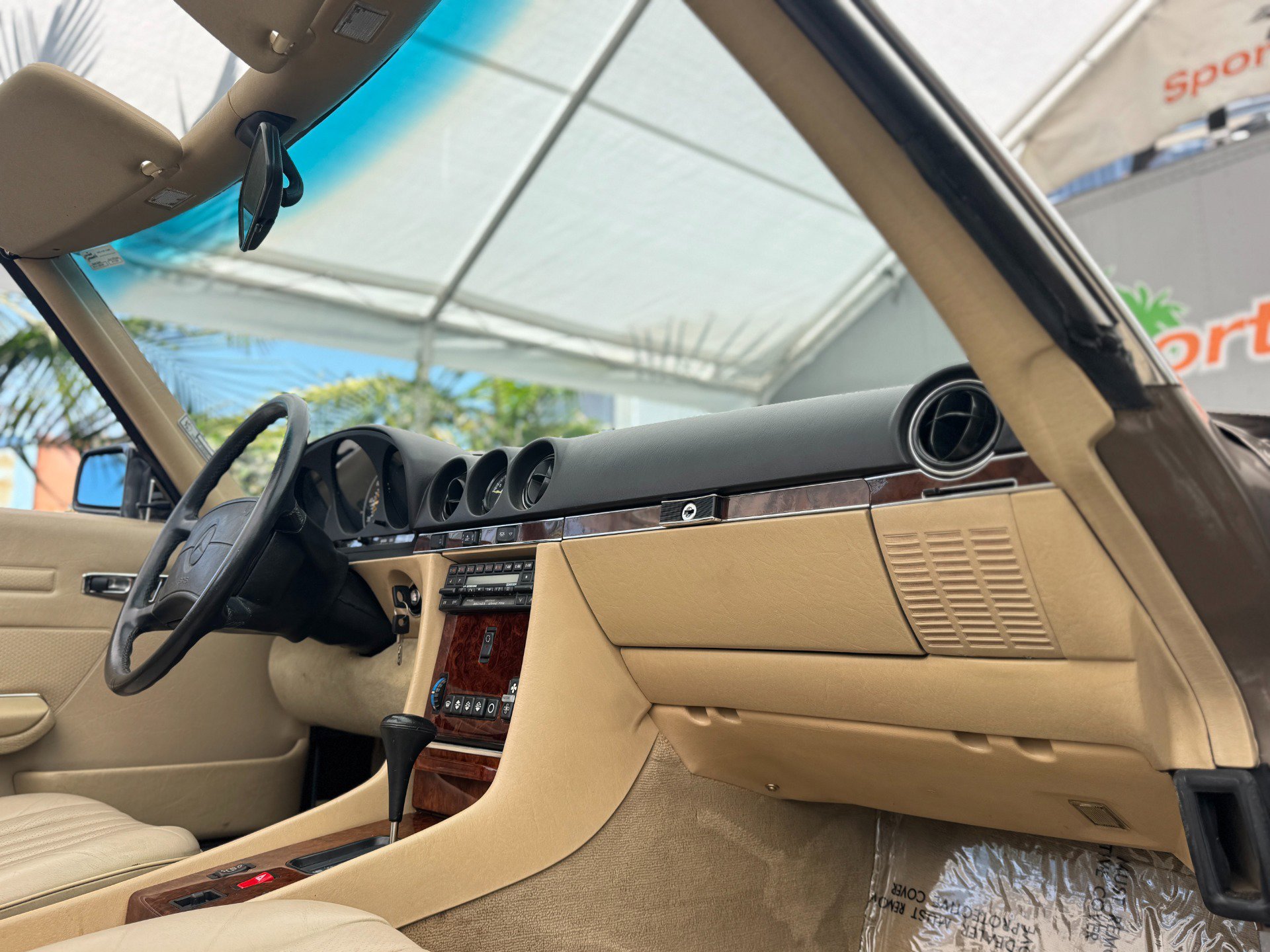 Used 1987 Mercedes-Benz 560 SL image 23