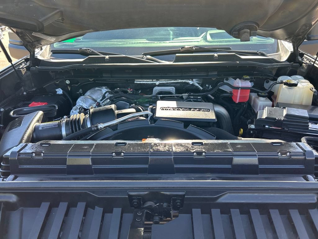 Used 2024 Chevrolet Silverado 3500 LTZ w/ LTZ Convenience Package AWD/4WD image 29
