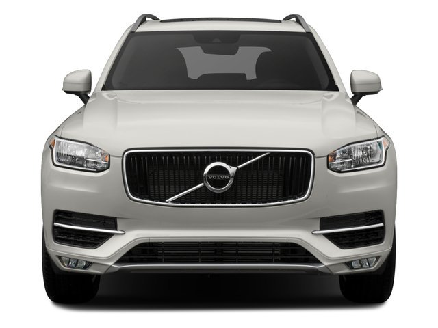 Used 2017 Volvo XC90 T6 Momentum w/ Vision Package AWD/4WD image 4