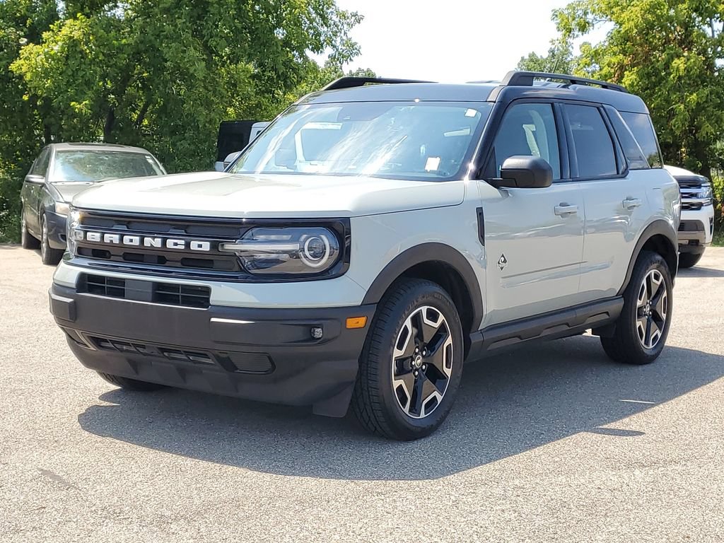 Used 2021 Ford Bronco Sport Outer Banks AWD/4WD image 2