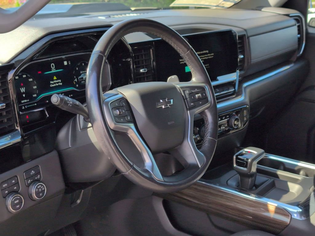 Used 2023 Chevrolet Silverado 1500 LT Trail Boss w/ Protection Package image 12