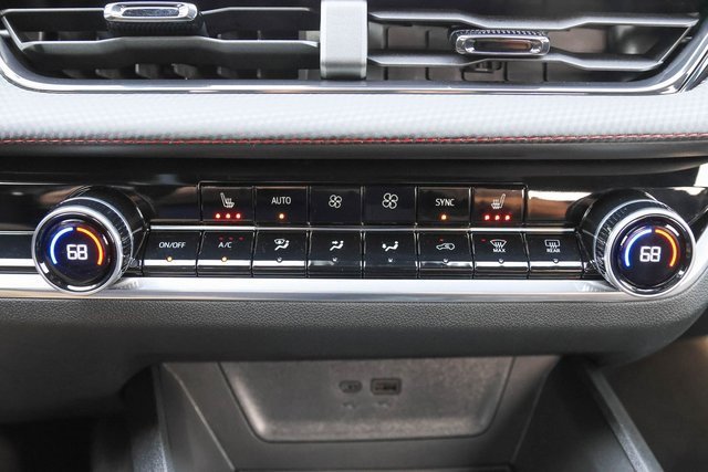 New 2026 Chevrolet Equinox RS image 16