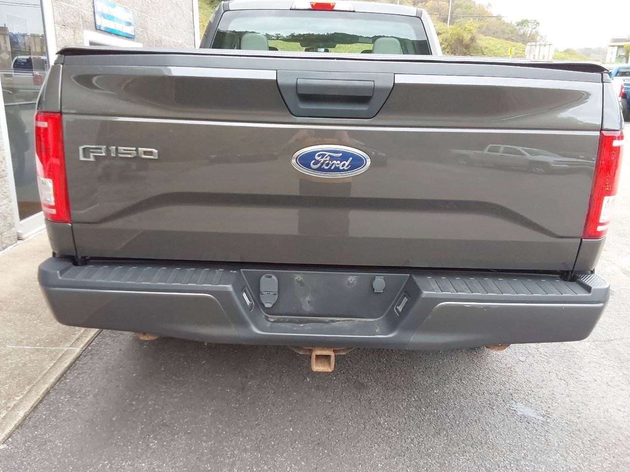 Used 2015 Ford F150 XL w/ Equipment Group 101A Mid AWD/4WD image 4