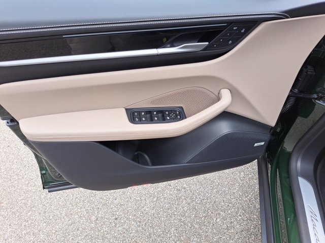 Certified 2024 Porsche Macan 4 Electric image 24