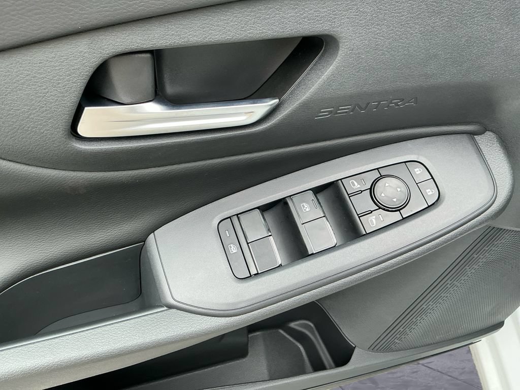New 2026 Nissan Sentra SV w/ SV Convenience Package FWD image 23