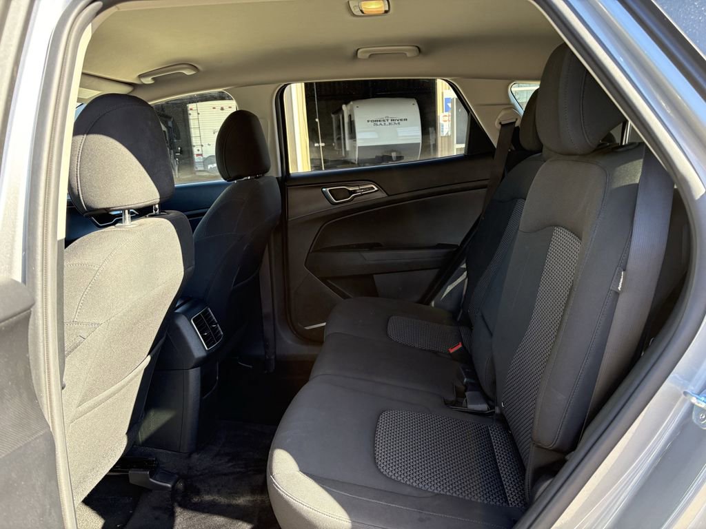 Used 2024 Kia Sportage LX image 22