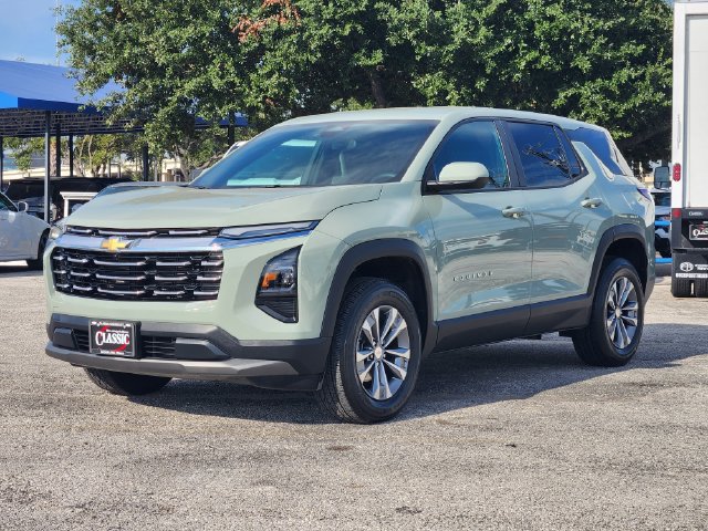 Used 2026 Chevrolet Equinox LT FWD image 3
