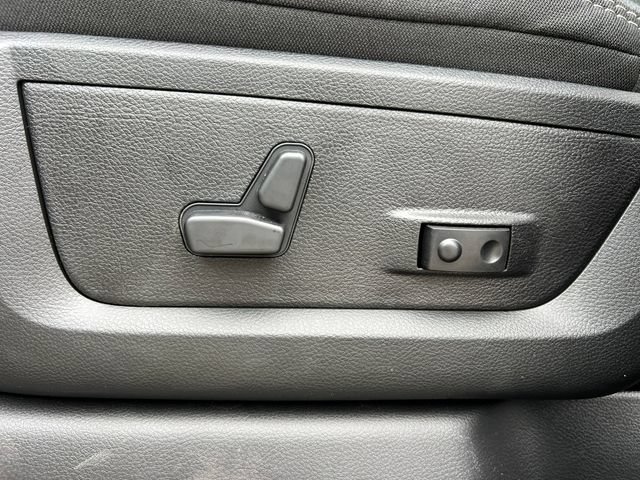 New 2026 RAM 2500 Big Horn AWD/4WD image 10