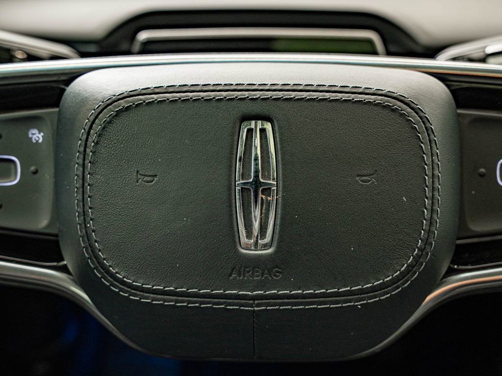 Used 2024 Lincoln Nautilus Reserve w/ Equipment Group 202A image 20