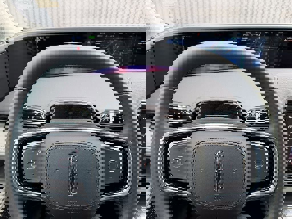 New 2026 Lincoln Nautilus Reserve image 41