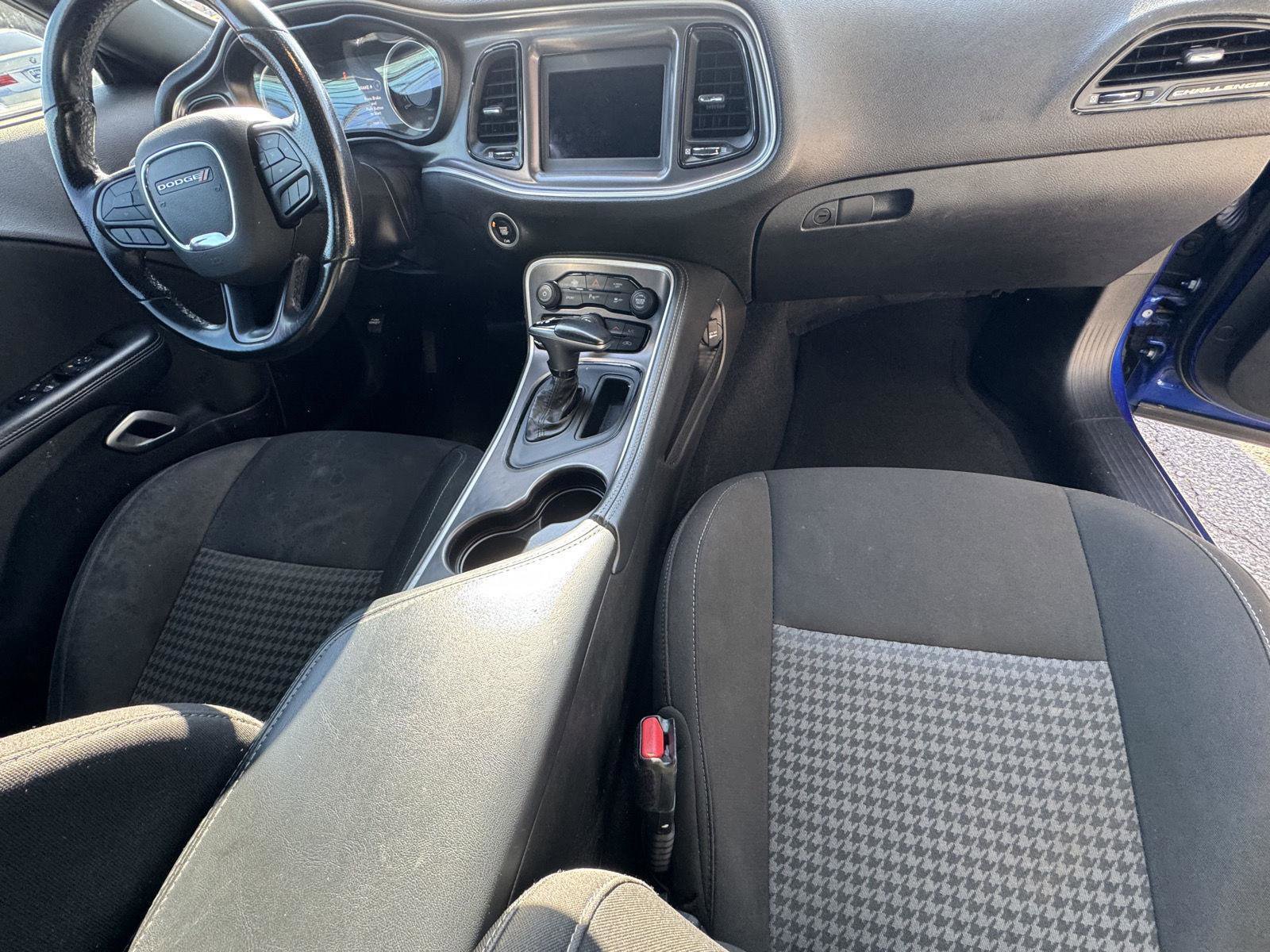 Used 2022 Dodge Challenger R/T image 19