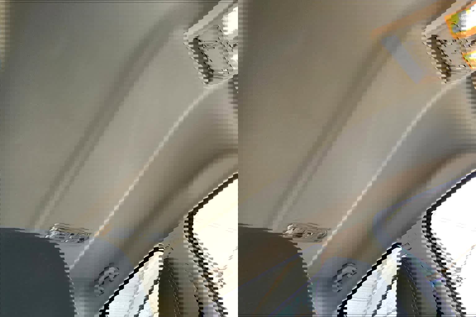 Used 2021 Nissan Titan SV w/ SV Convenience Package image 14