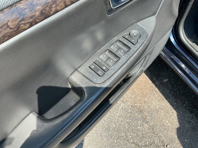 Used 2009 Cadillac DTS FWD image 11